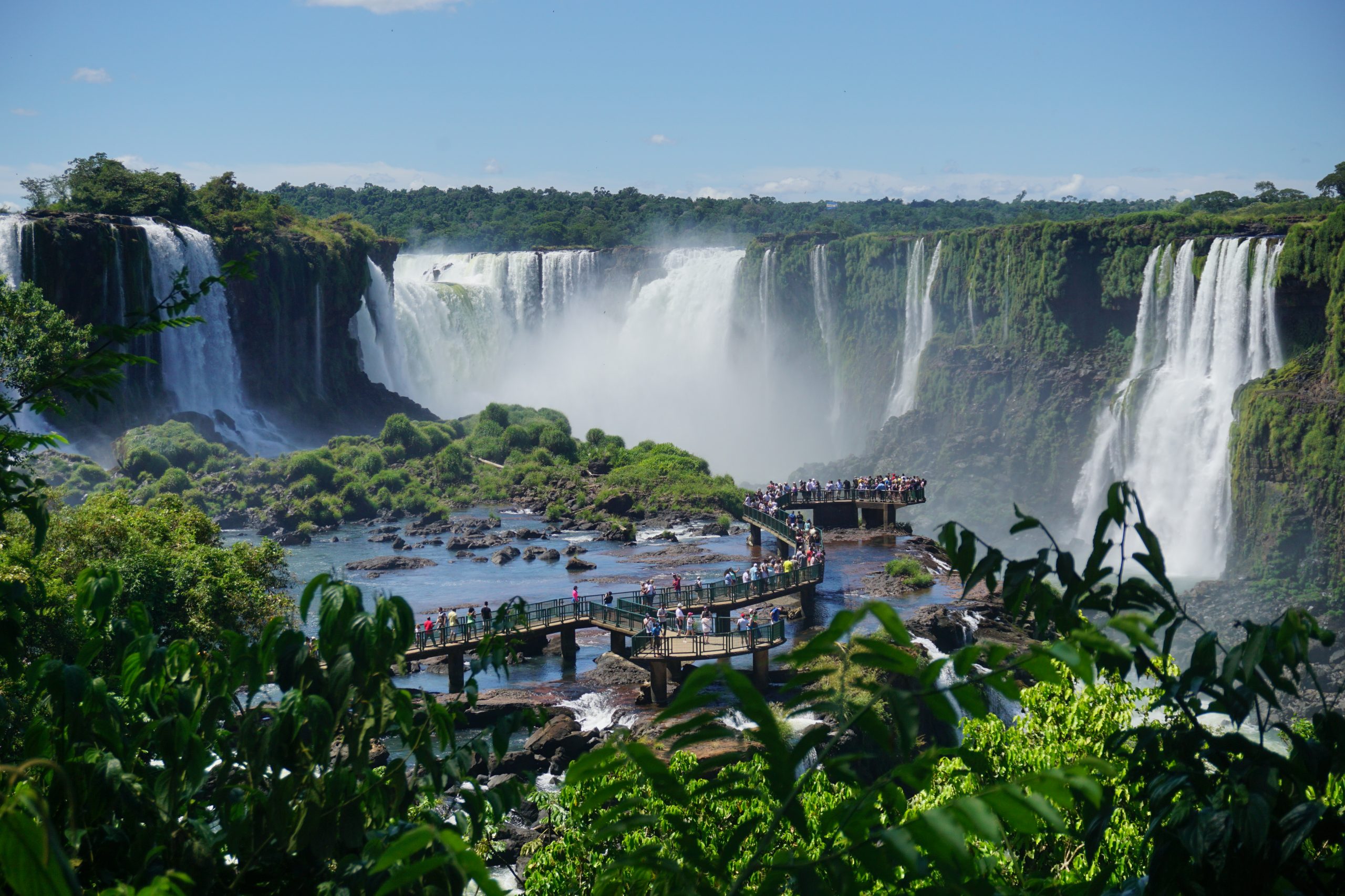 iguazu-falls-is-a-series-of-waterfalls-on-the-bord-2025-03-07-07-41-12-utc